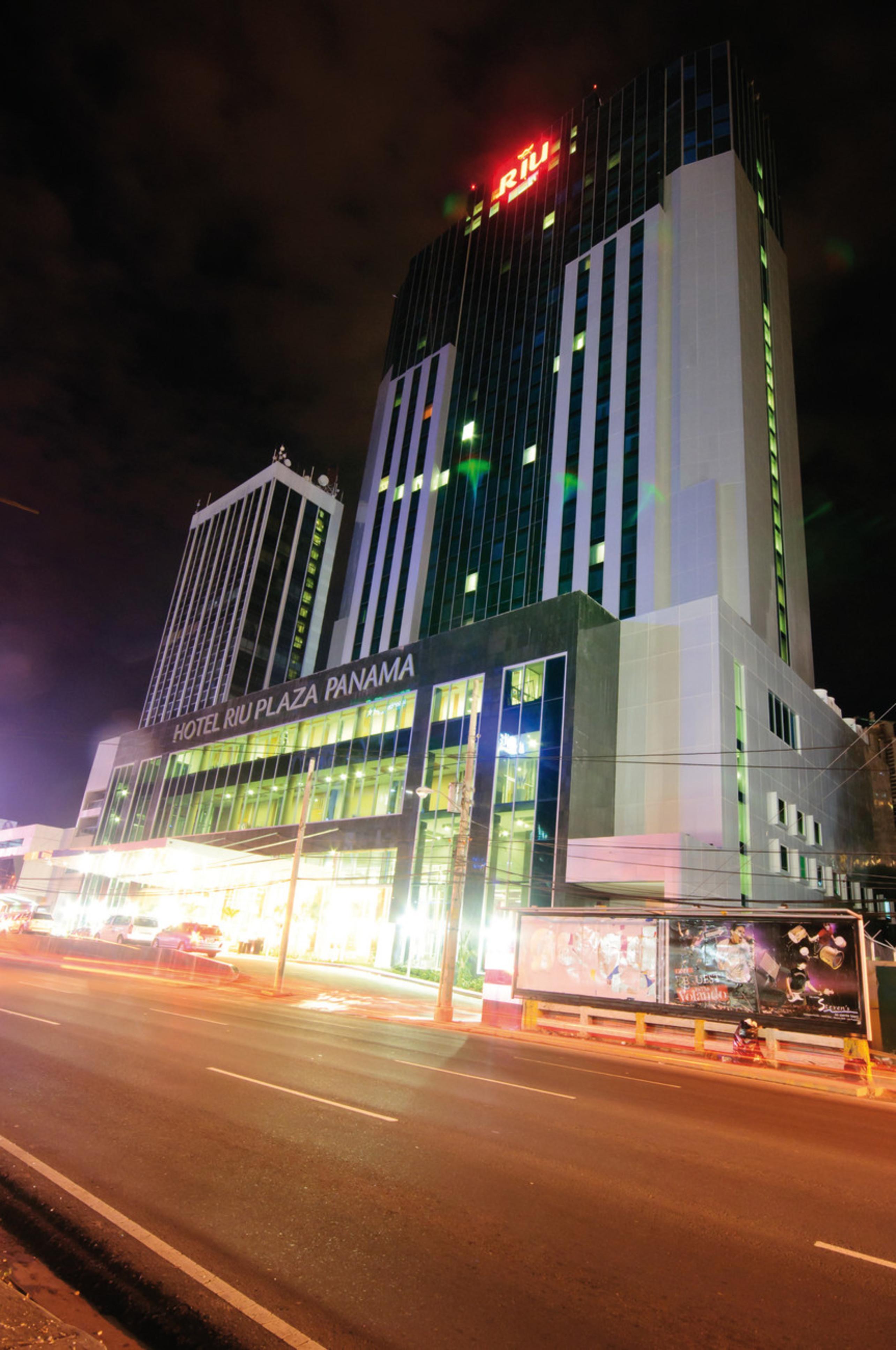 Riu Plaza Panama Hotel Exterior foto